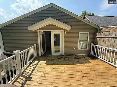 Building Photo - 635 Valley St