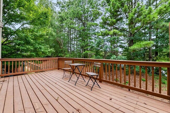 Building Photo - 5716 Pine Oak Dr, Norcross, GA 30092