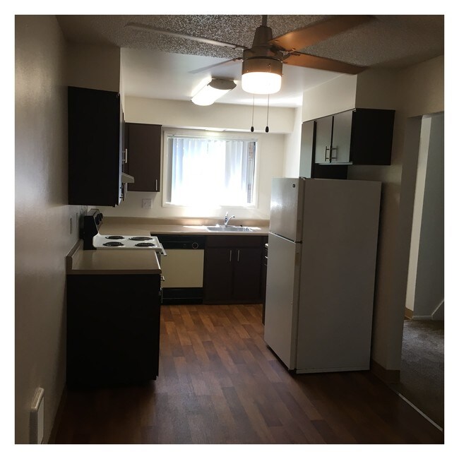 Building Photo - Birnam West Apartments