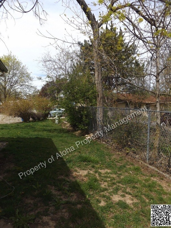 Building Photo - 2012 Hailey Ln