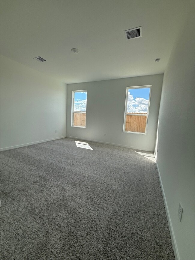 Building Photo - 28611 Bluebonnet Grotto Dr
