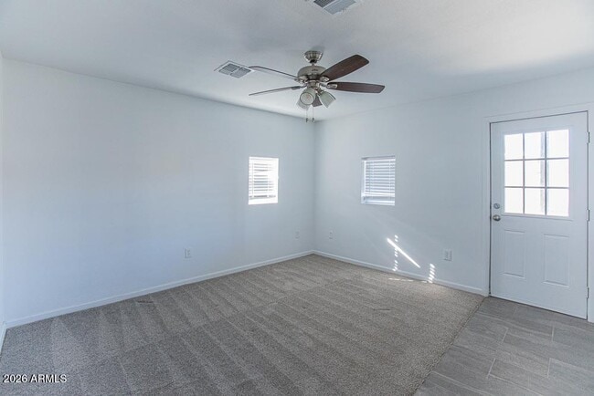 Building Photo - 318 N Palm St