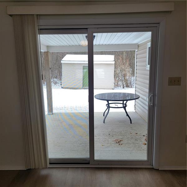 Building Photo - 890 Monaca Rd