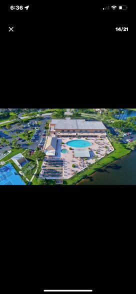 Building Photo - 15492 Lakes of Delray Blvd