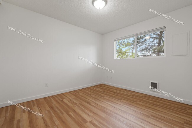 Building Photo - 17324 SW Merlo Rd