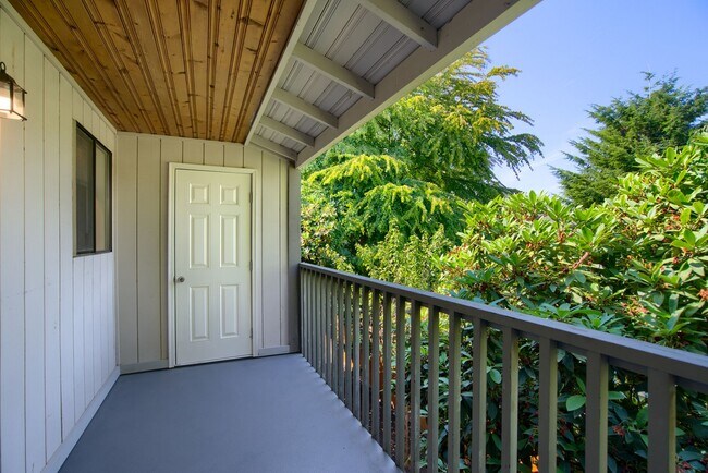 Building Photo - 219 Lodean Dr