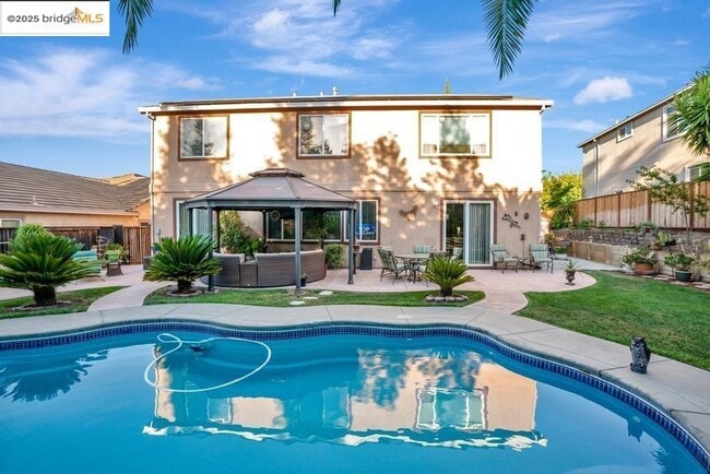 Building Photo - 3792 Pintail Dr