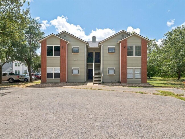 Building Photo - 9507 Kempler Dr