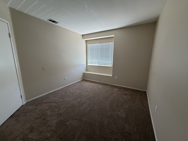 Building Photo - 1439 Avena Way