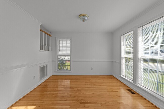 Building Photo - Spacious 3-Bedroom Home with Bonus Room and Community Perks