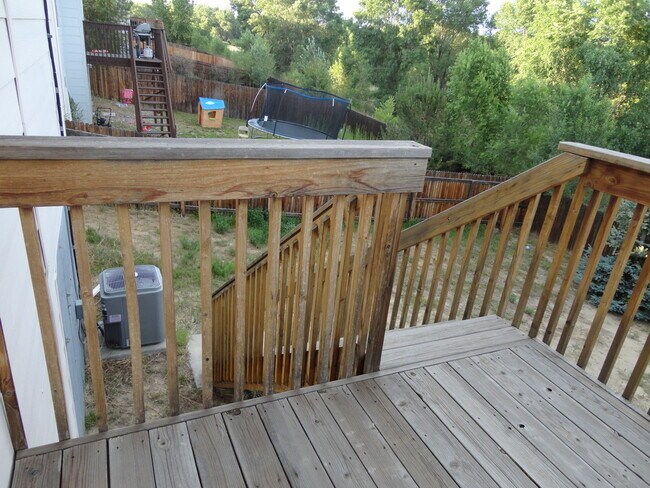 Building Photo - Single Family Home For Rent