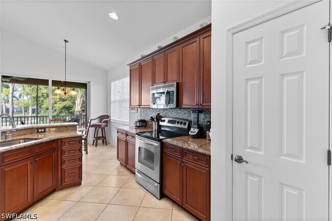 Building Photo - 6693 Alden Woods Cir
