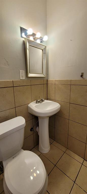 Building Photo - 4405 Red River St