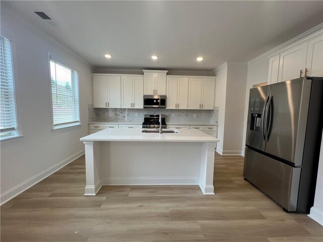 Building Photo - 1327 Sunny Vly Ln