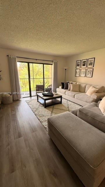 Building Photo - 231 Lakeview Dr