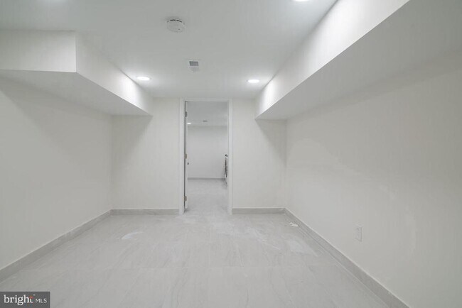 Building Photo - 1606 Wharton St