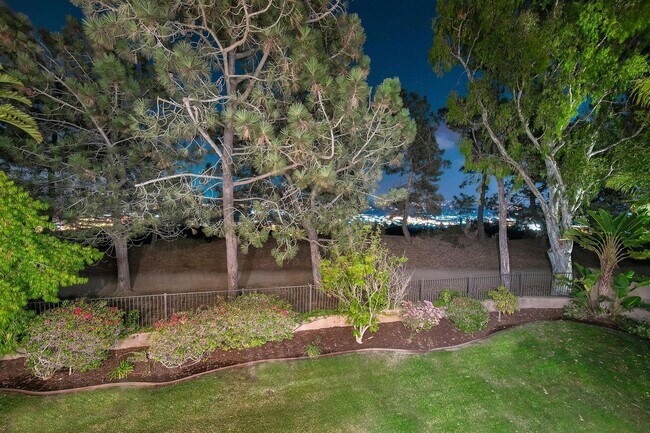 Building Photo - Gorgeous Estate Home In Encinitas Ranch