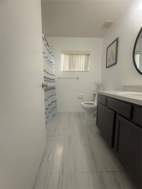 Building Photo - 12605 Midpointe Dr