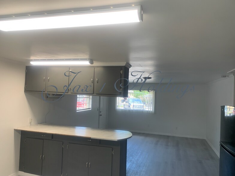 Building Photo - 5638 Atlee Ave