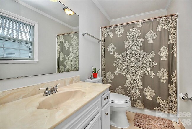 Building Photo - 8729 Timbercrest Cir