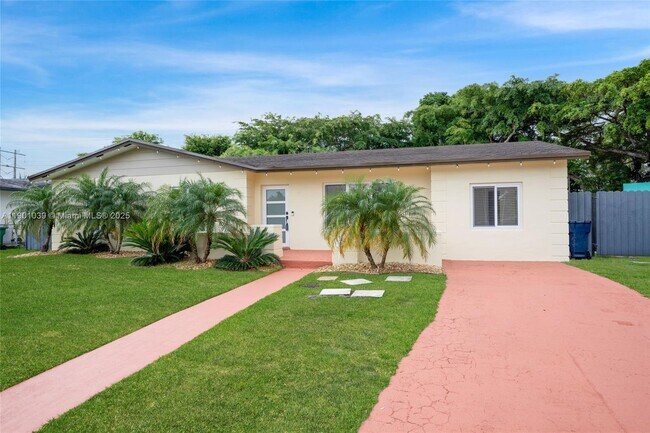 Building Photo - 10440 SW 126th Ave