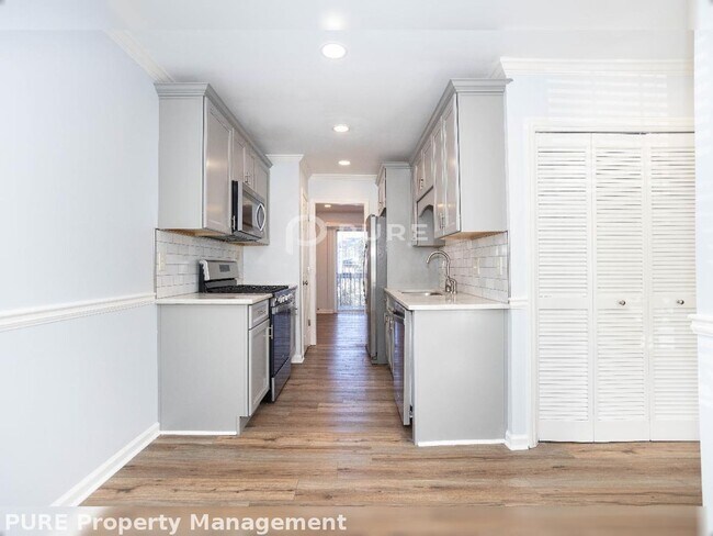 Building Photo - Price Drop Alert!  Fall Rental Specials Av...