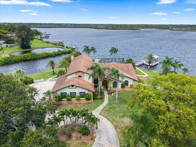 Building Photo - RENT THIS EXTRAORDINARY WATERFRONT HOME