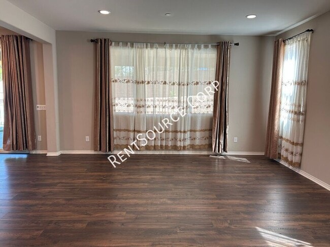 Building Photo - 41704 Wayladn Ct