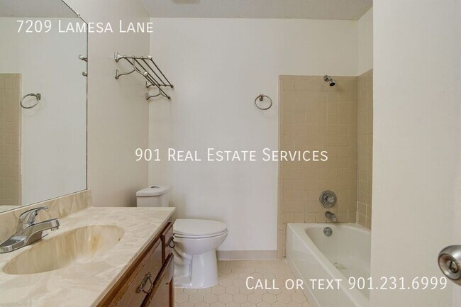 Building Photo - 7209 Lamesa Ln