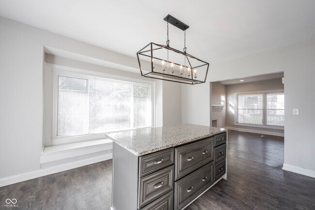 Building Photo - 3117 N Park Ave