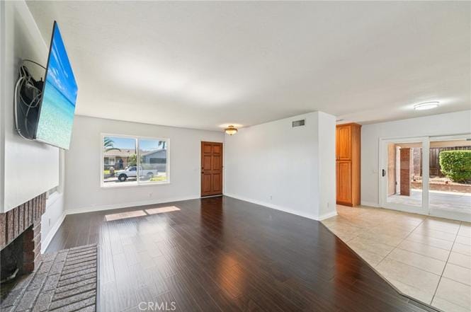 Building Photo - 4710 Avenida Del Este