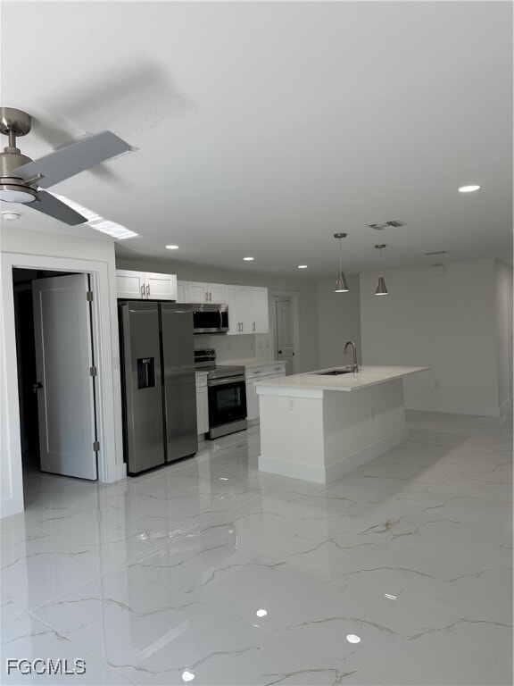 Building Photo - 13395 Kaplan Terrace