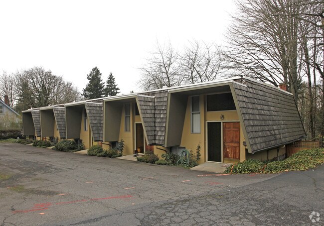 Primary Photo - 4103-4111 SW Garden Home Rd