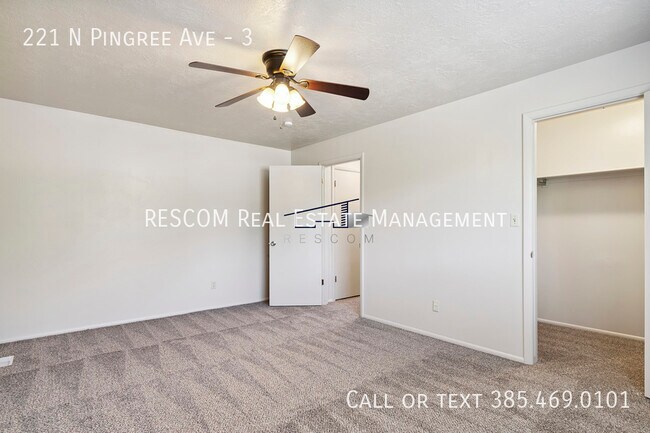 Building Photo - 221 N Pingree Ave