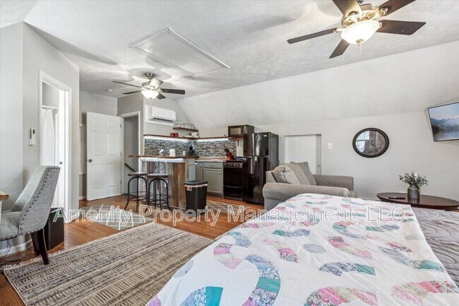 Building Photo - 100 Raymond Dr