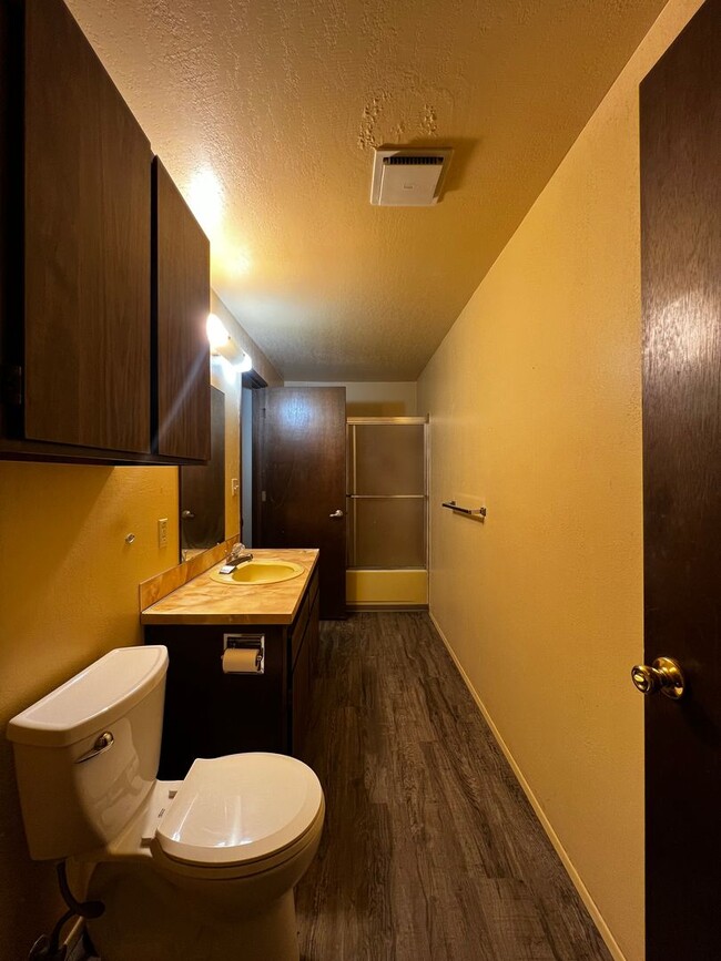 Building Photo - Non-Refundable & Security Deposit Total: $...