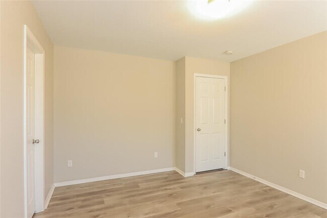 Building Photo - 9125 SW 55th St
