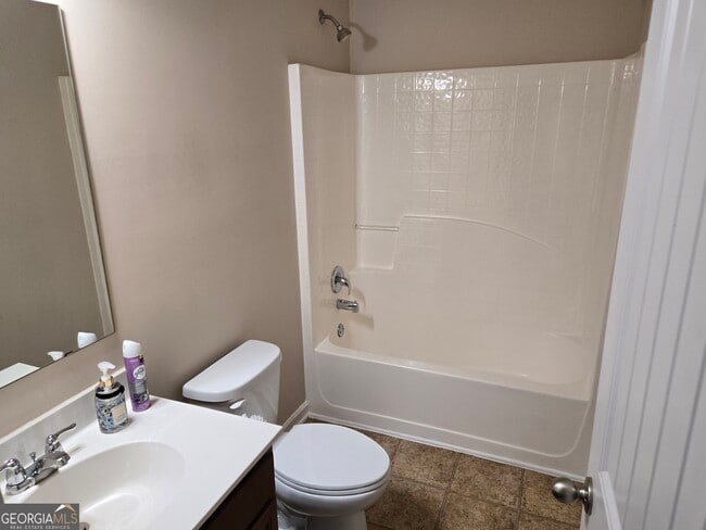 Building Photo - 7814 Bluefin Trail