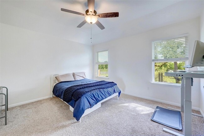 Building Photo - 456 Red Matador Ln