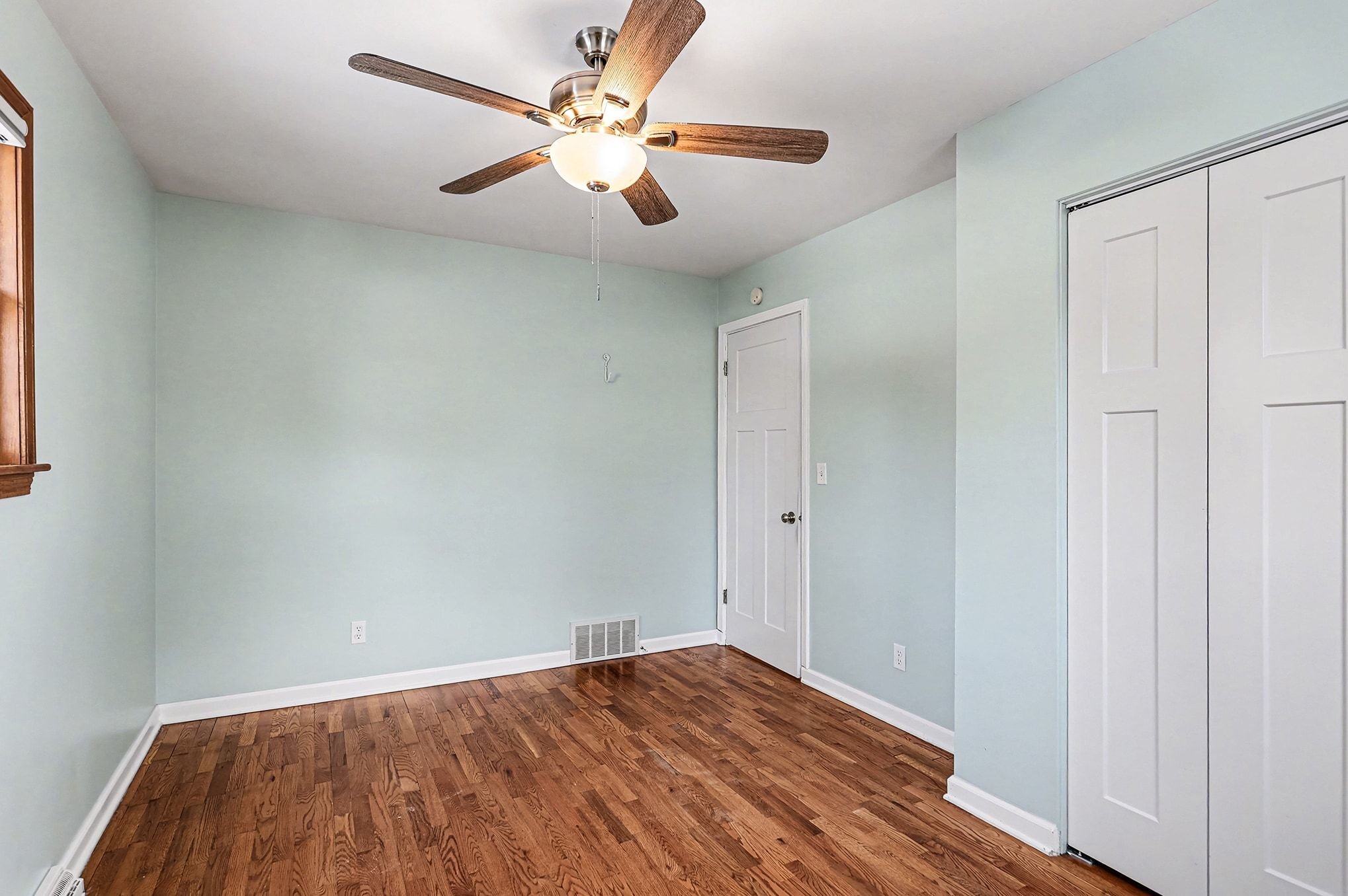 Building Photo - 6316 Belmont Pl