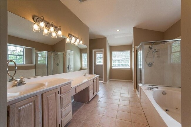 Building Photo - 1701 Idle Hour Cove
