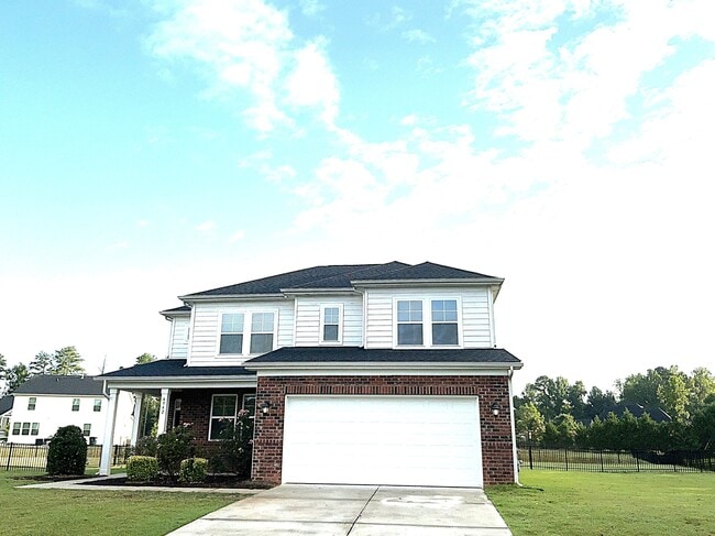 Building Photo - 4942 Trayton Ave