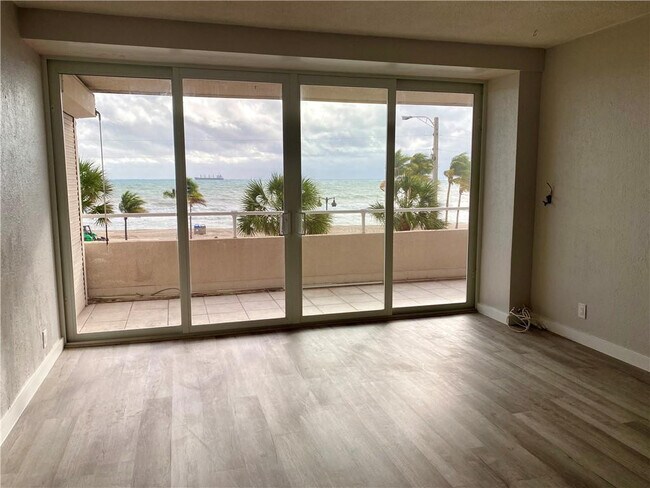 Building Photo - 345 N Fort Lauderdale Beach Blvd