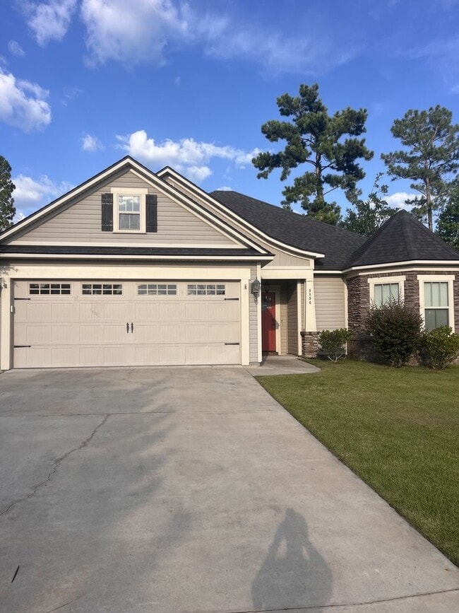 Building Photo - Crestwood S/D