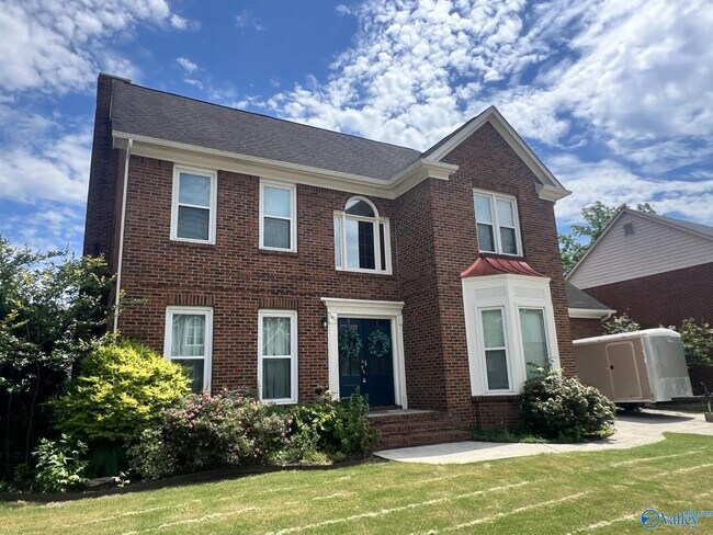 Building Photo - 1822 Gallop Dr SE