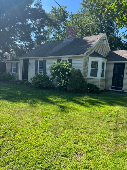 Building Photo - 25 Centerville Ave
