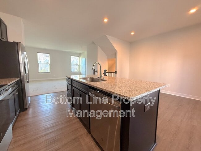 Building Photo - 1612 Aspire St