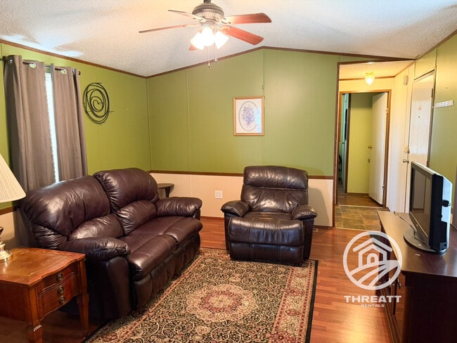 Building Photo - 1584 McCaskill Rd