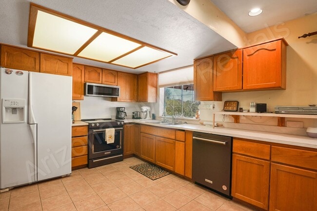 Building Photo - 3545 Chemehuevi Blvd