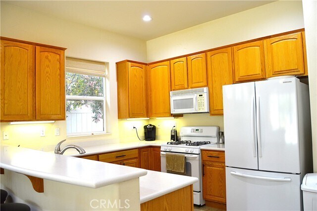 Building Photo - 1745 S Forest Oaks Dr